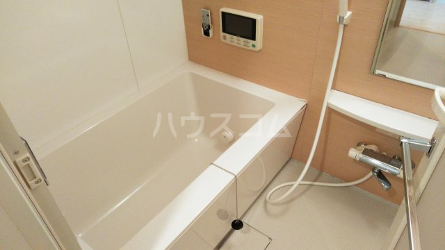 17/30 浴室