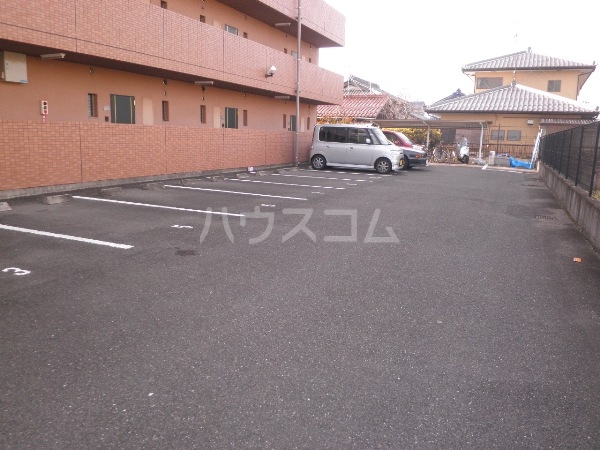 3/10 駐車場