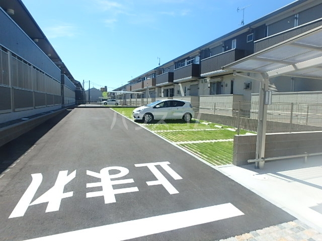 21/29 駐車場