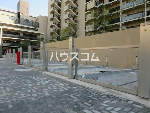 16/22 駐車場