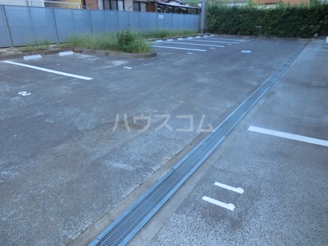 3/7 駐車場