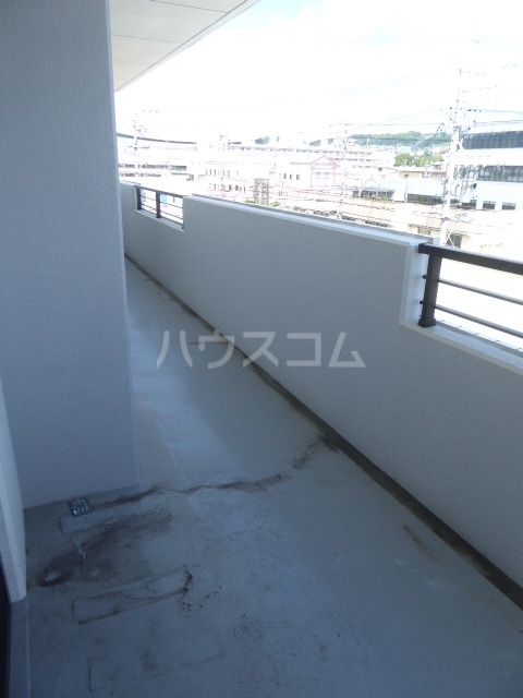 19/30 バルコニー