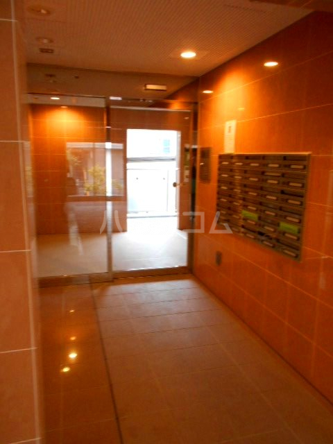 16/26 エントランス