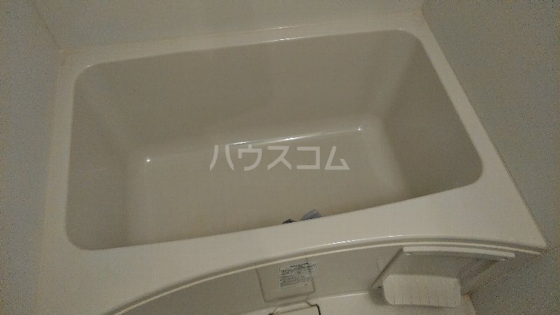 13/30 浴室
