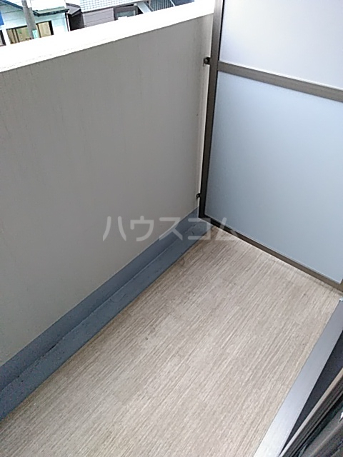 23/30 バルコニー