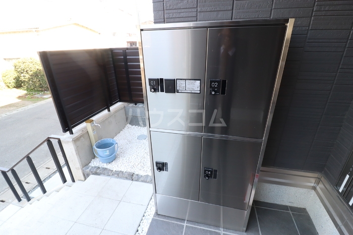 2/5 エントランス