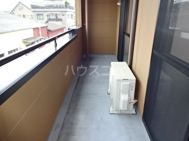 21/26 バルコニー