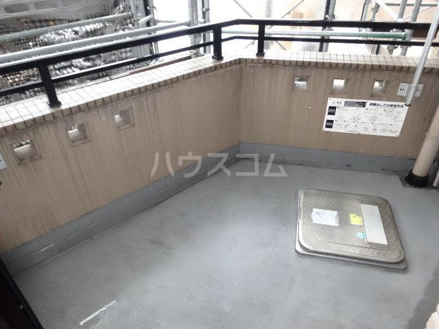 22/30 バルコニー