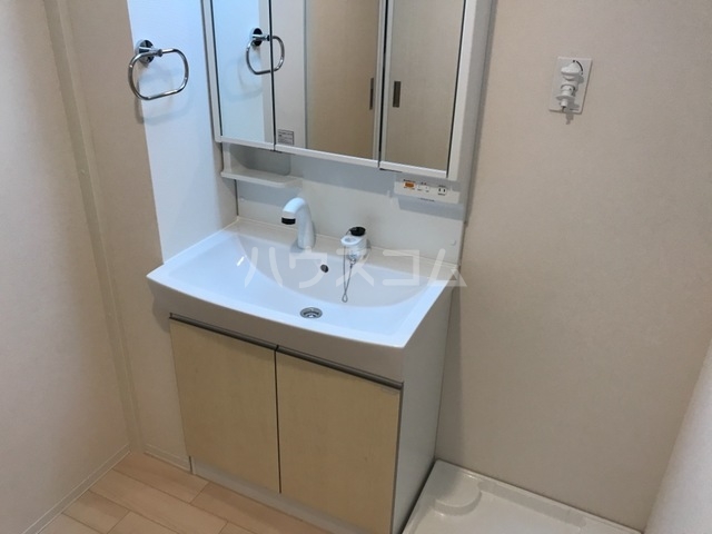 13/30 洗面