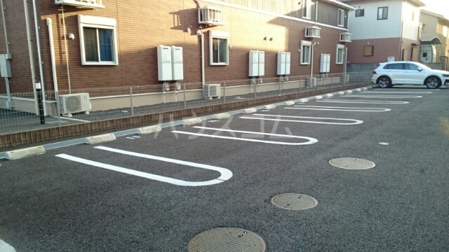 15/21 駐車場