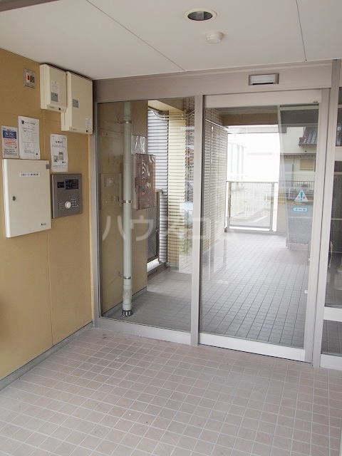 15/21 エントランス