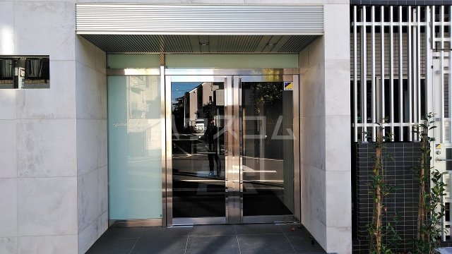 3/8 エントランス