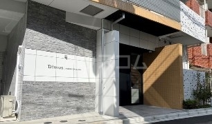 22/24 エントランス