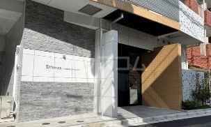 19/20 エントランス