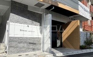 8/8 エントランス