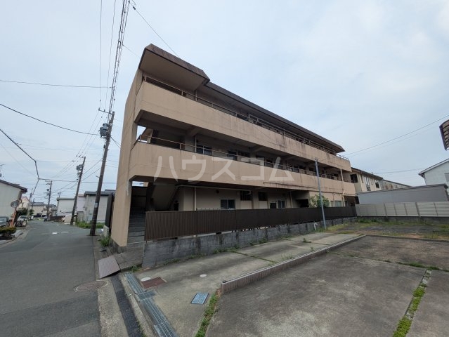22/22 駐車場