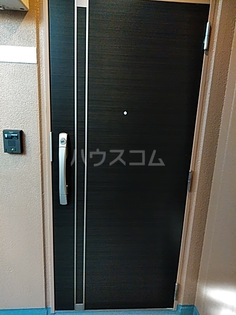 21/28 エントランス