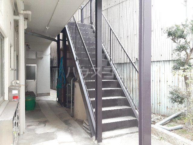3/4 エントランス