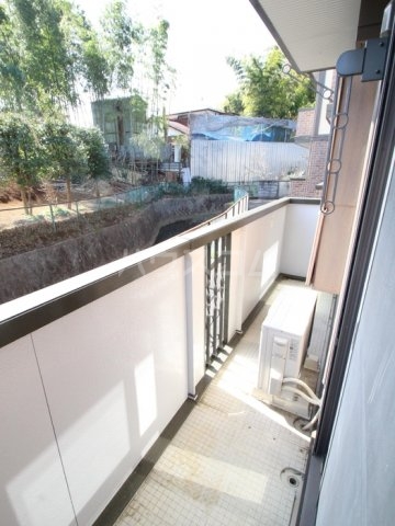 13/25 バルコニー