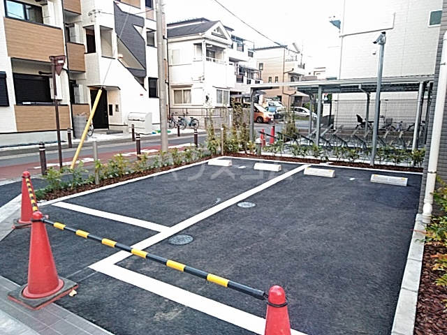 4/7 駐車場