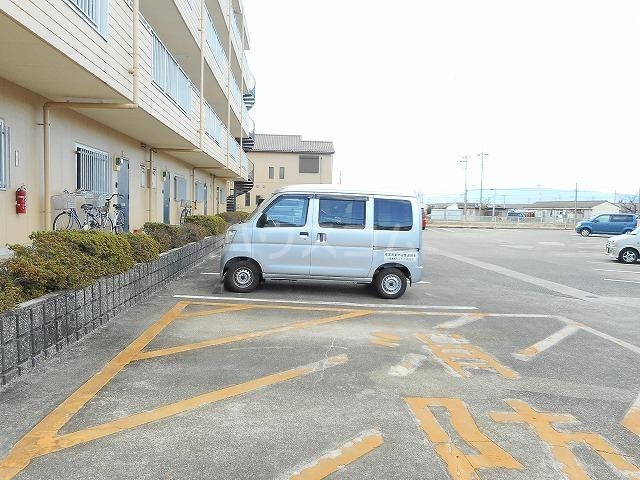 14/22 駐車場