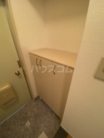 13/30 玄関