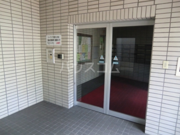 16/24 エントランス