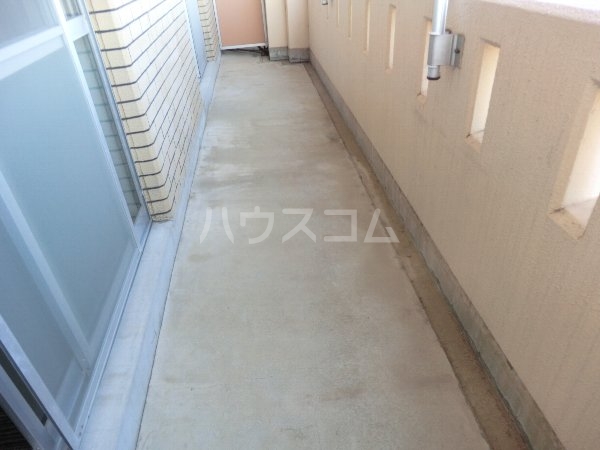 17/25 バルコニー