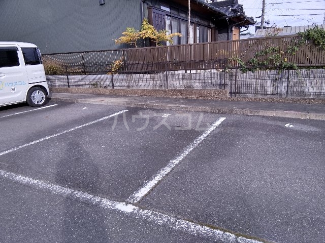 17/19 駐車場