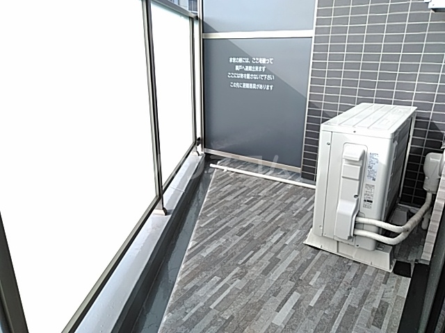 19/29 バルコニー