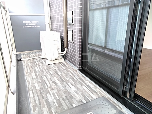 17/26 バルコニー