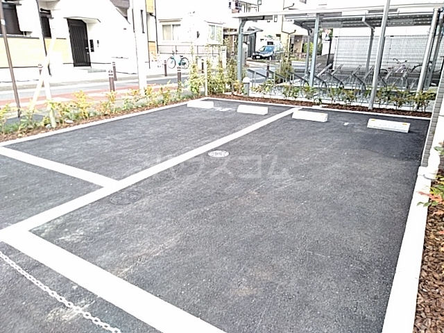 4/7 駐車場