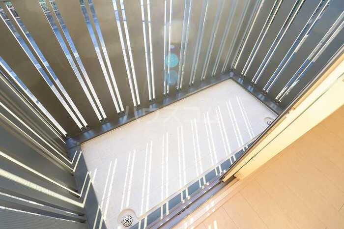 13/20 バルコニー