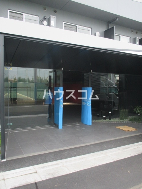 21/26 エントランス