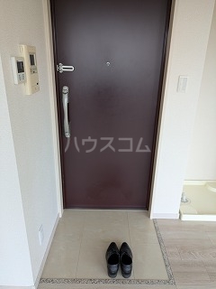 13/30 玄関