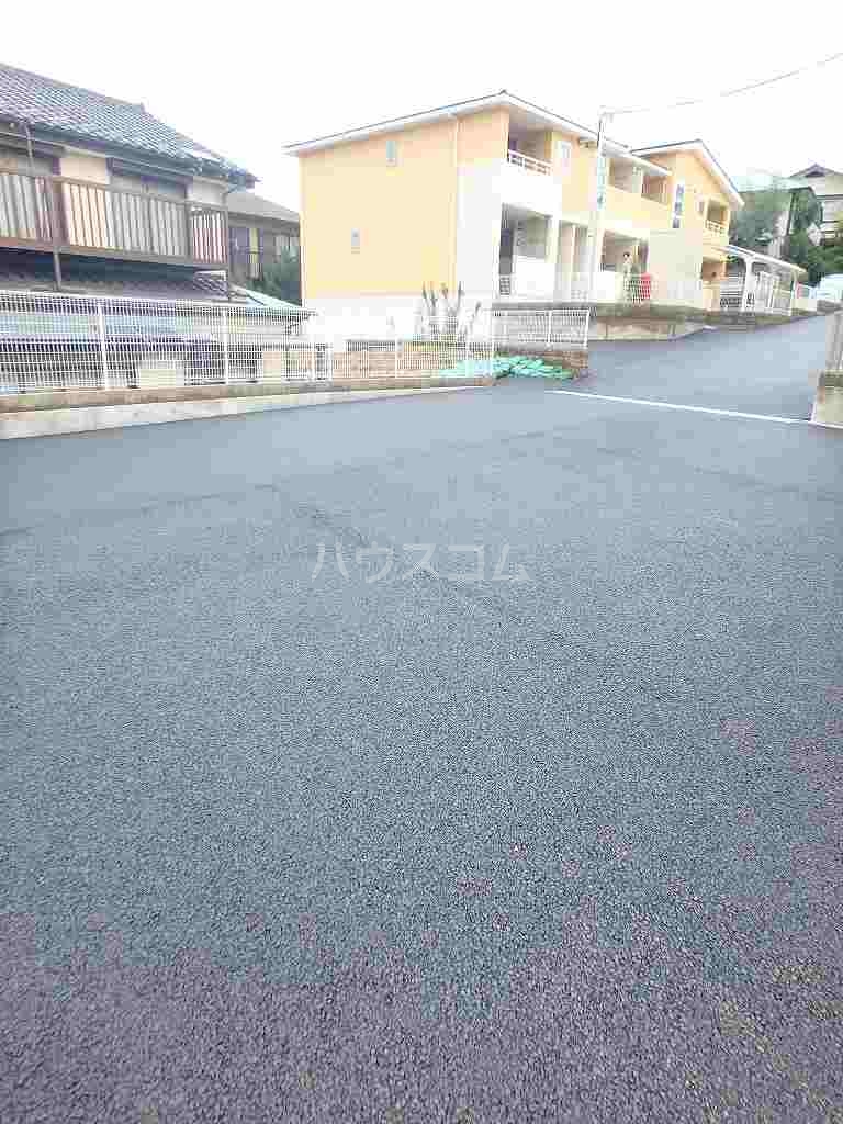 16/22 駐車場
