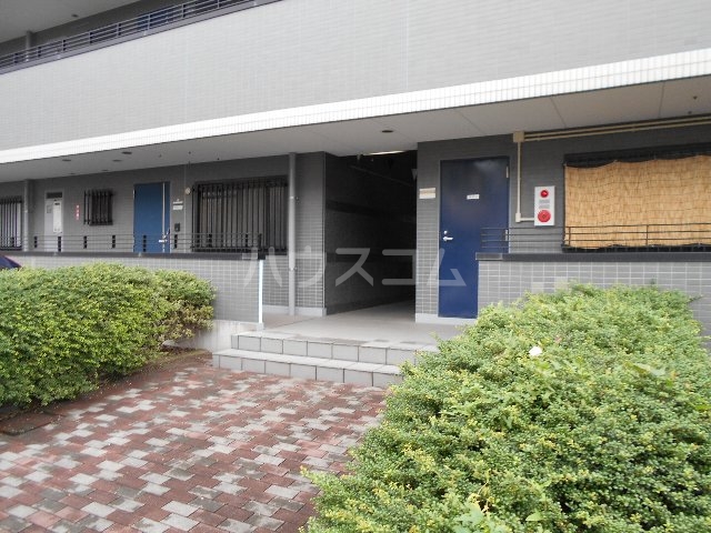 3/10 エントランス