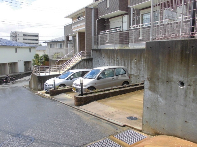 2/14 駐車場