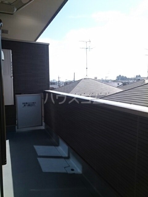 13/23 バルコニー