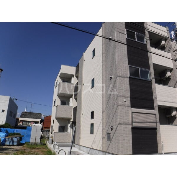 2/8 エントランス