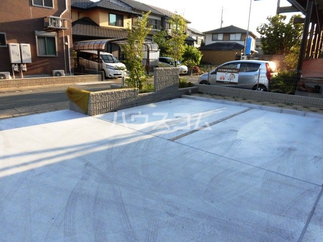 2/10 駐車場