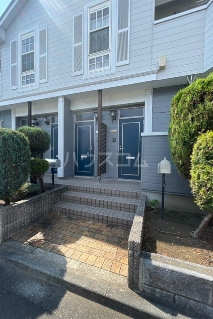 16/28 エントランス