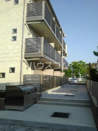 19/28 エントランス