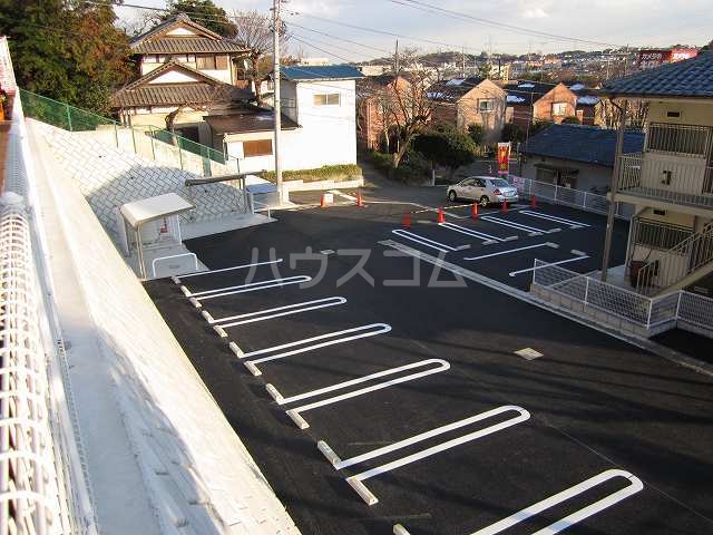 15/27 駐車場