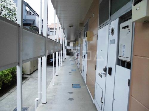 25/29 エントランス