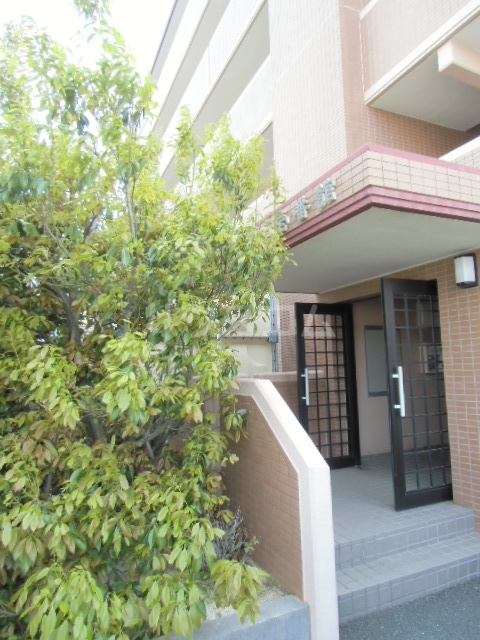 21/29 エントランス