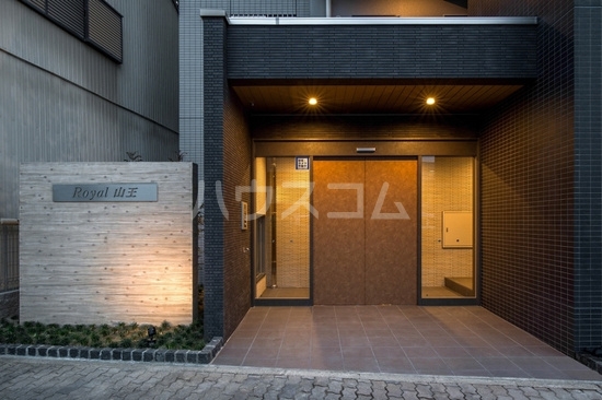 2/8 エントランス