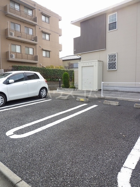 15/22 駐車場