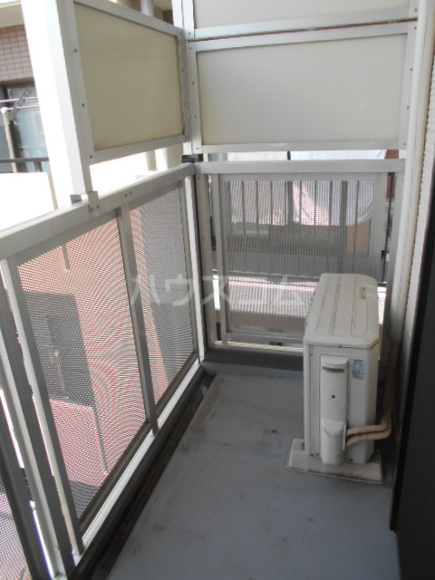 20/30 バルコニー