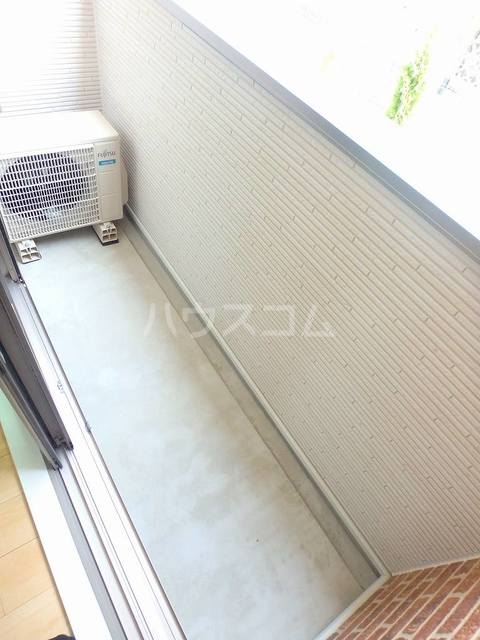 17/27 バルコニー